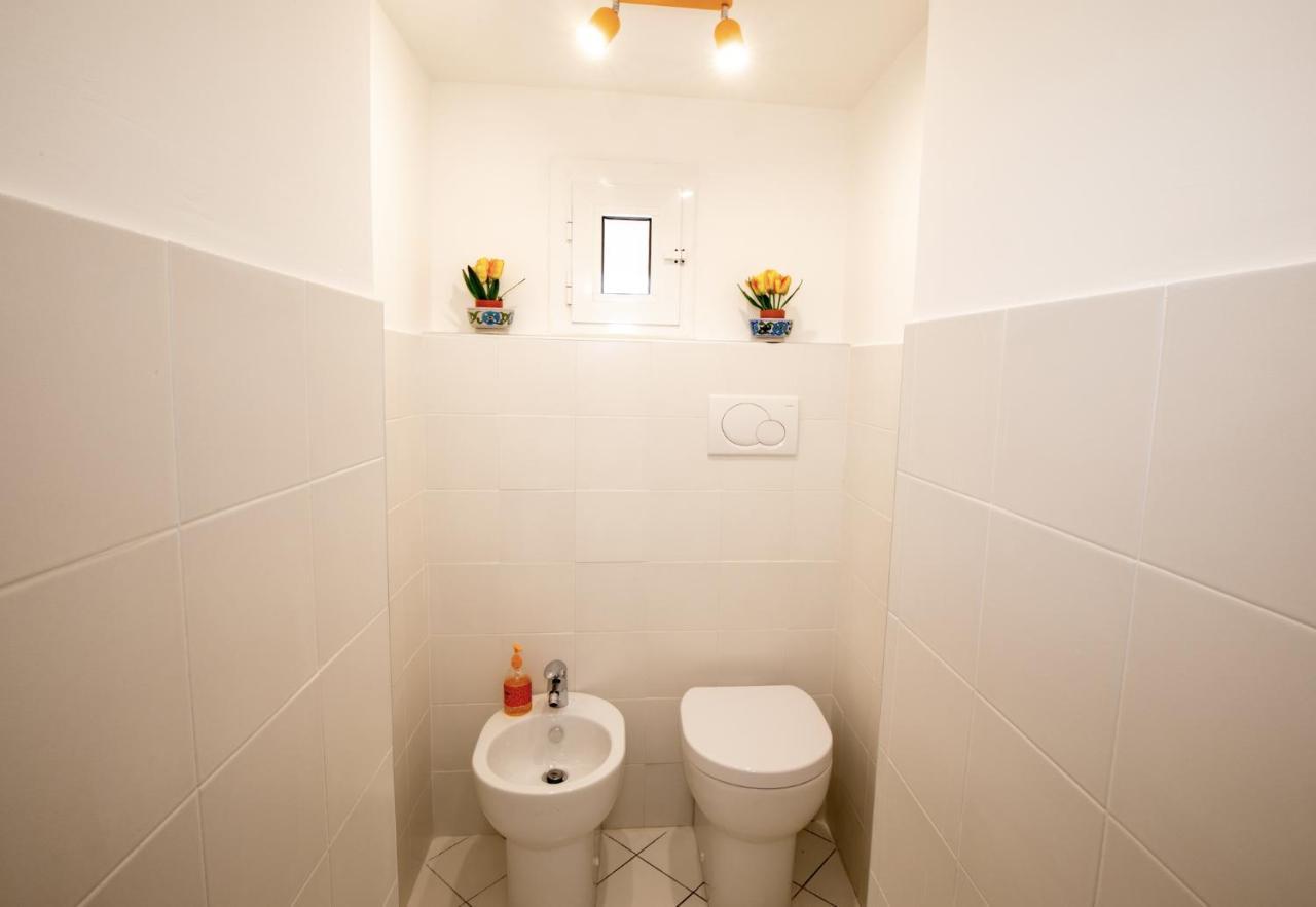 Ferienwohnung Via Manzoni Savona Exterior foto