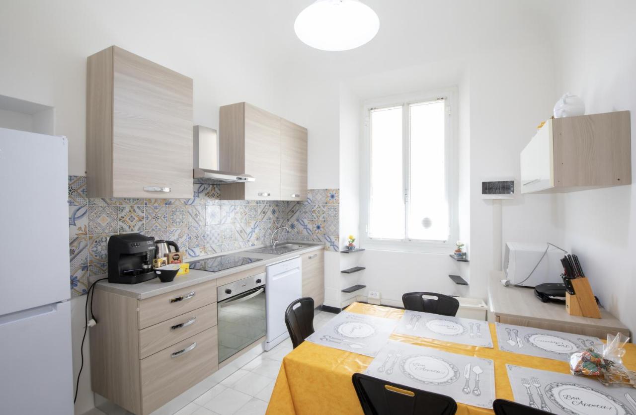 Ferienwohnung Via Manzoni Savona Exterior foto